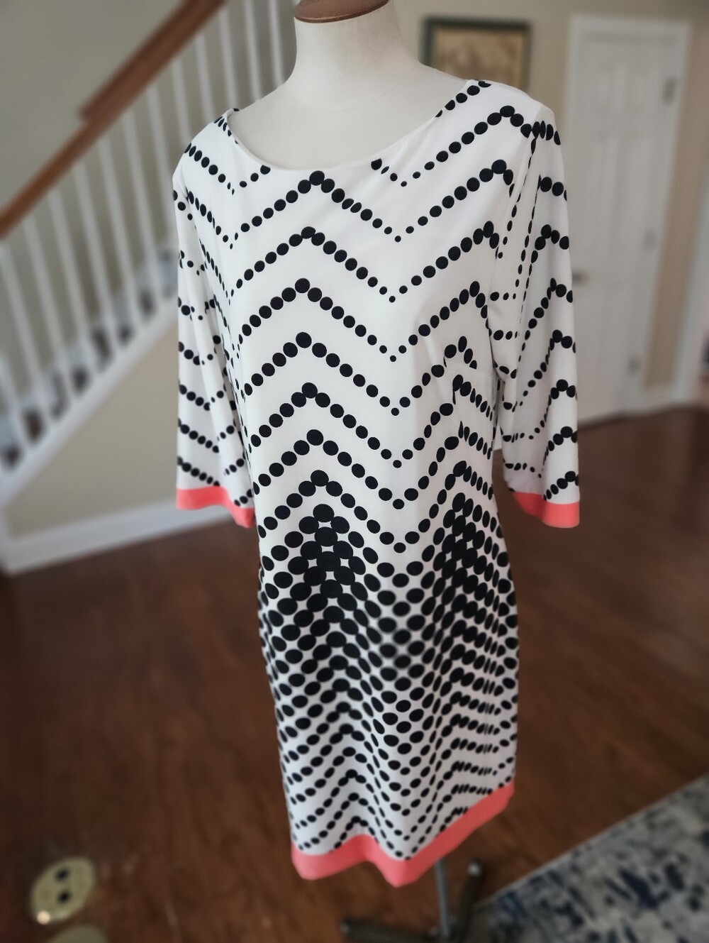 Studio One Abstract Dress Large